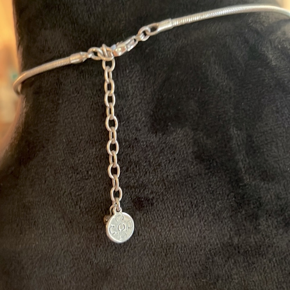 Silver Liz Claiborne Liz & Co Coil Collar Necklace with Pendant 15" jewelry - Picture 7 of 13